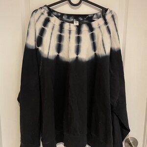 tie dye sweatshirt